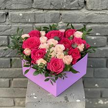 Цветочная композиция из Розы в коробке в Малышева