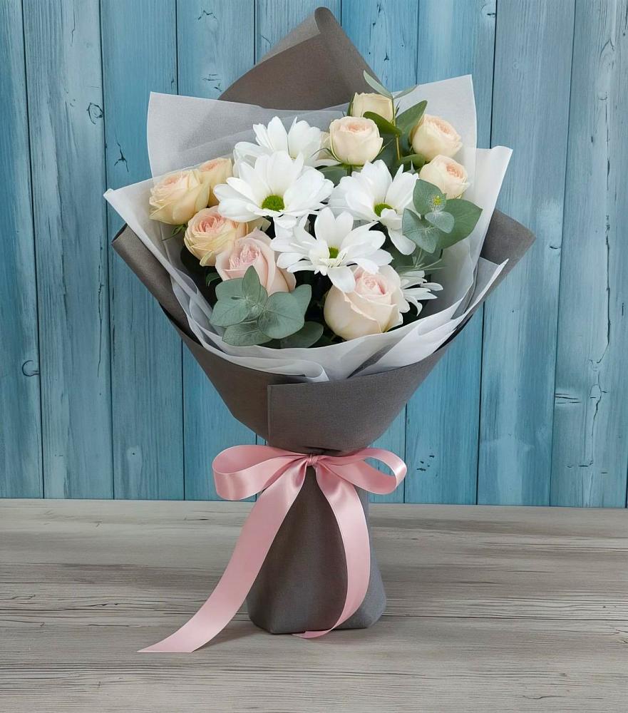Букет цветов из: Хризантемы и Розы в Малышева