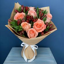 Букет цветов из:  Розы и Альстромерии в Малышева