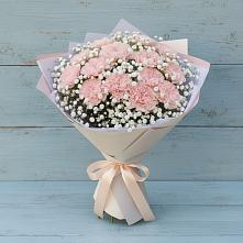 Букет цветов из:  Гвоздики в Малышева