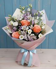 Букет цветов из:  Лизиантусы, Розы, Альстромерии и Гипсофила #REPLACE_PRED# Малышева