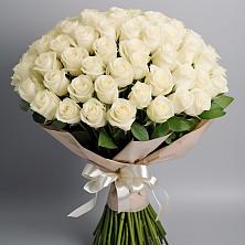 Букет 101 беля роза Белоснежка в Малышева