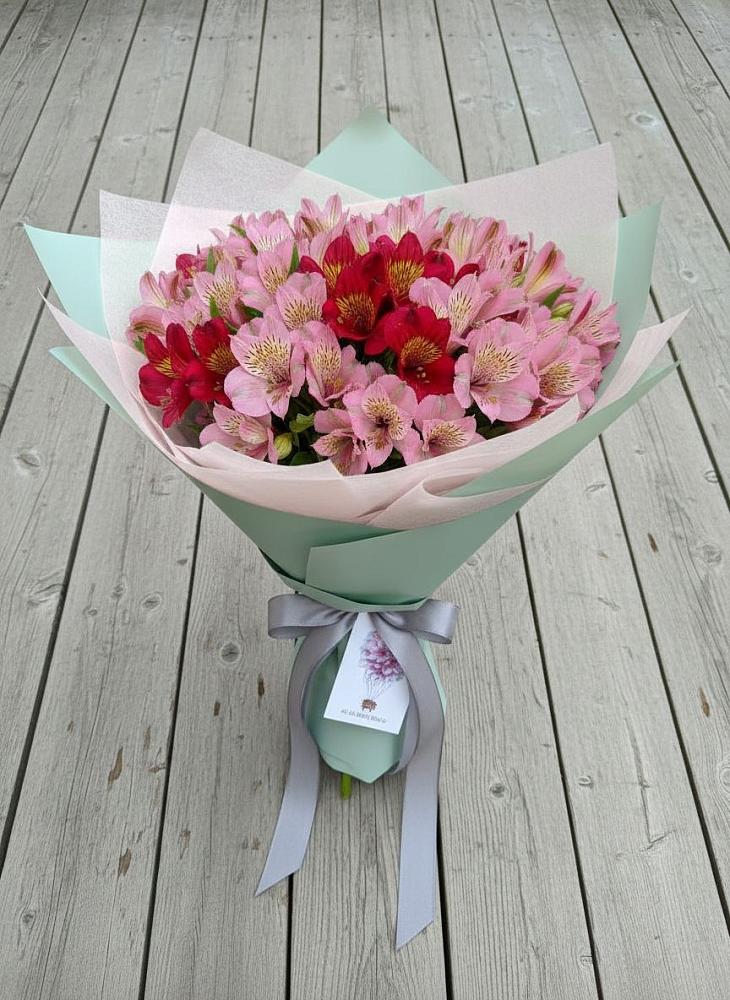 Букет цветов из: Альстромерии в Малышева