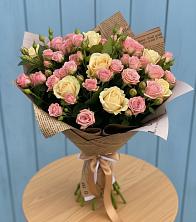 Букет цветов из:  Розы в Малышева
