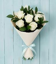 Букет цветов из:  Розы в Малышева