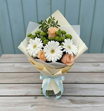 Букет цветов из:  Герберы, Розы и Хризантемы в Малышева