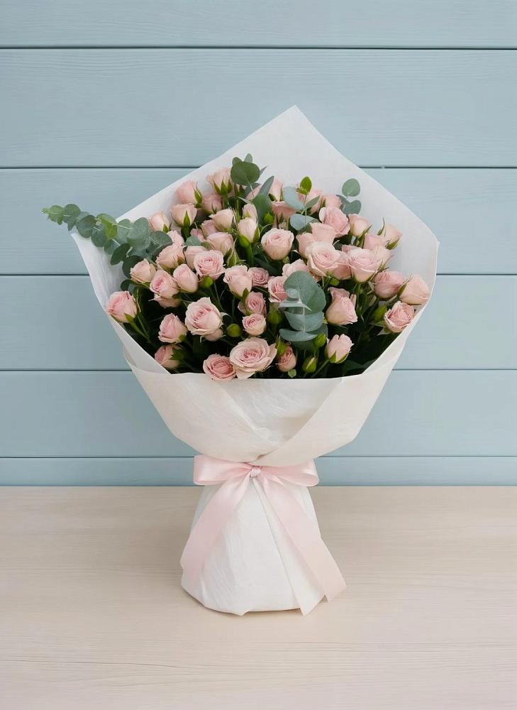 Букет цветов из: Розы в Малышева