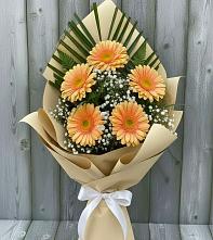 Букет цветов из:  Герберы в Малышева