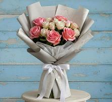 Букет цветов из:  Розы в Малышева